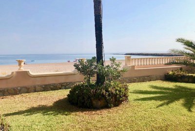 Вилла в Dénia, Las Marinas, продажа