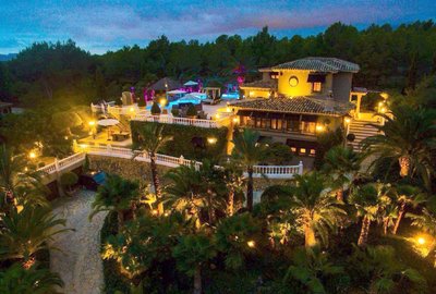 Вилла класса люкс в Altea, alhama springs, продажа