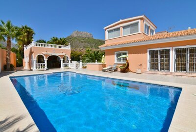 Вилла в Calpe / Calp, Maryvilla, продажа