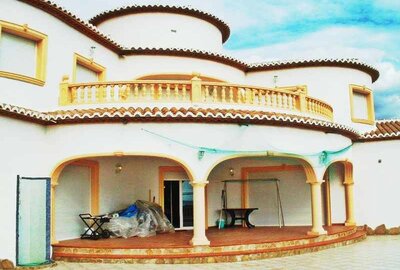 Вилла класса люкс в Calpe / Calp, Canuta, продажа