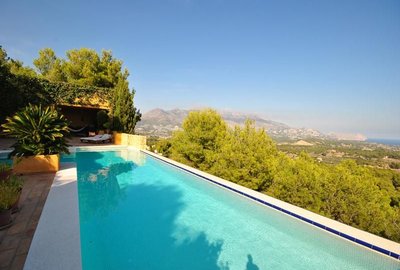 Вилла класса люкс в Altea, Luxury villa - 3 pools, продажа