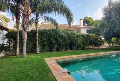 Вилла класса люкс в Benidorm, Coblanca, продажа
