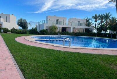 Вилла класса люкс в Villajoyosa, PLAYA PARAISO, продажа