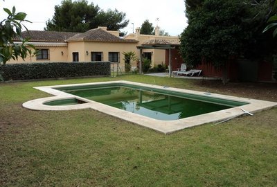 Вилла в Benidorm, Castillo Conde del Alfaz, продажа