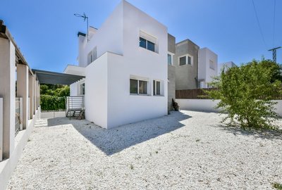 Вилла в La Nucía, продажа