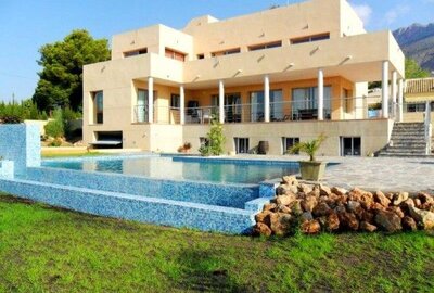 Вилла класса люкс в Altea, продажа