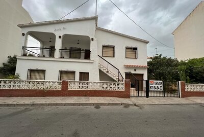 Участок в черте города в La Nucía, PUEBLO, продажа