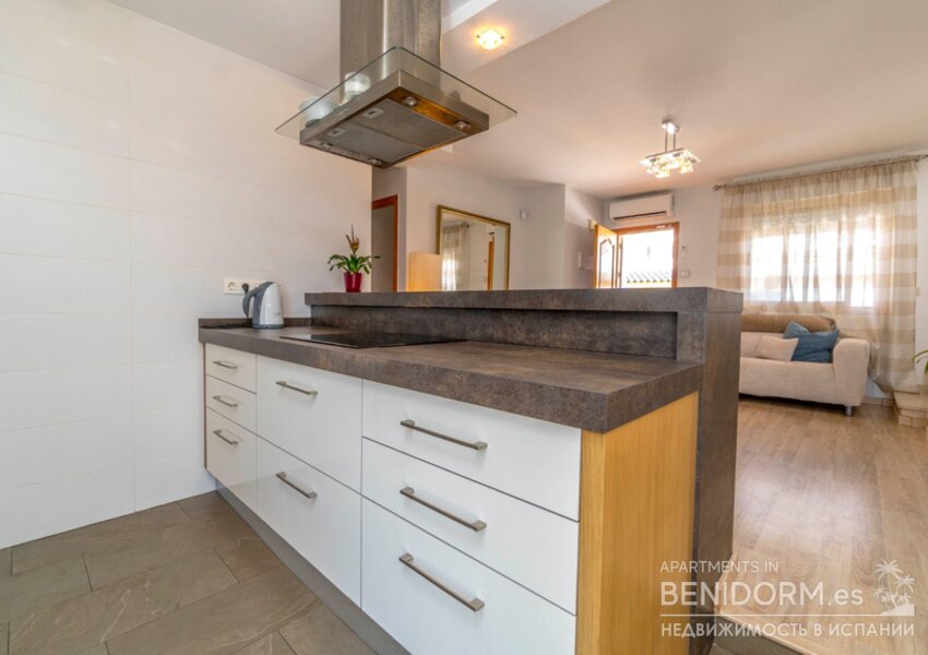 Вилла в Torrevieja, Los altos, продажа