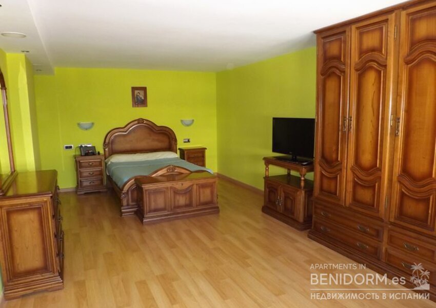 Вилла в Finestrat, URBANIZACIÓN, продажа