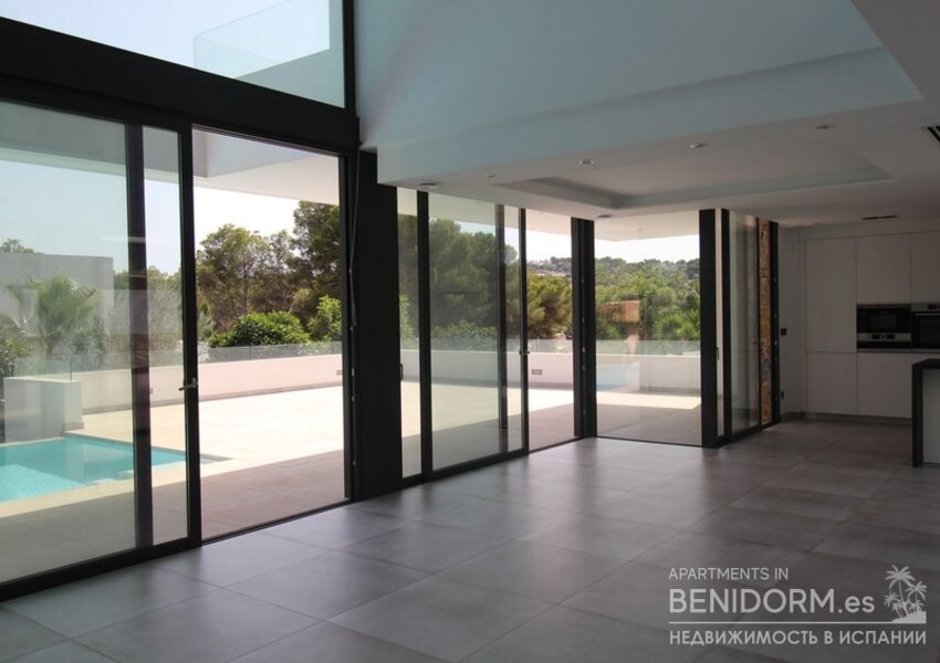 Вилла класса люкс в Moraira, продажа