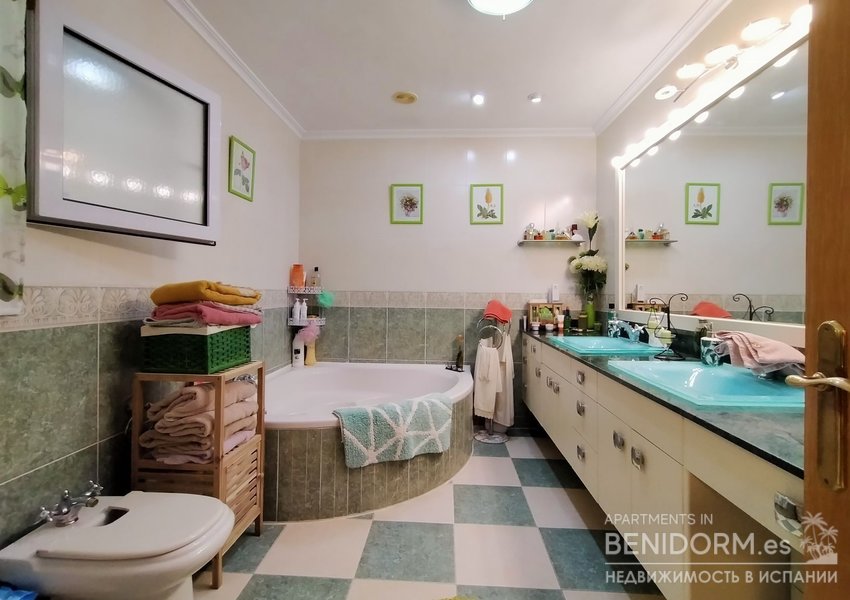 Вилла в La Nucía, продажа