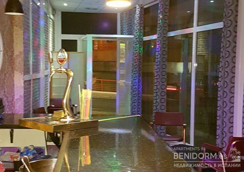 Коммерческое помещение в Benidorm, avenida mediterraneo, продажа