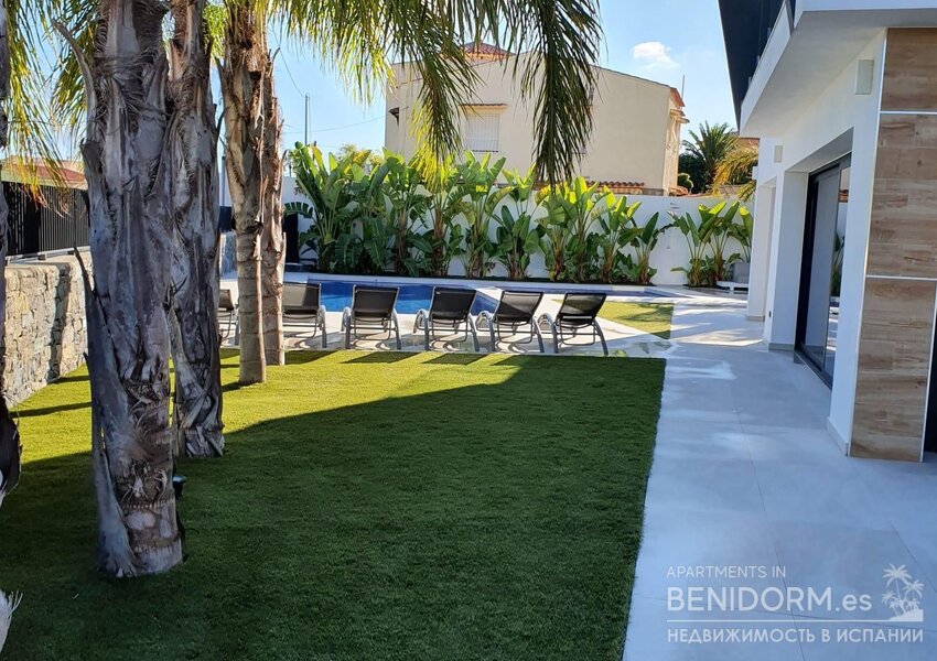 Вилла класса люкс в Calpe / Calp, продажа