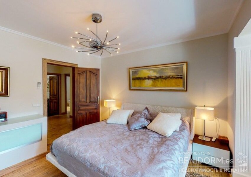 Вилла класса люкс в Moraira, продажа