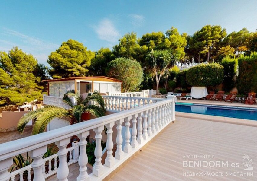 Вилла класса люкс в Moraira, продажа