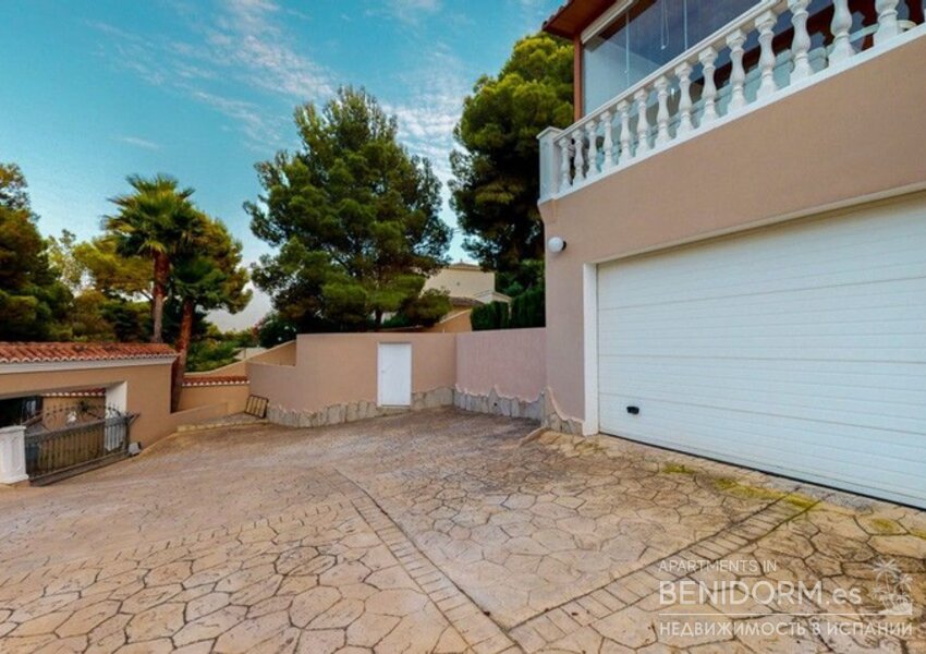 Вилла класса люкс в Moraira, продажа