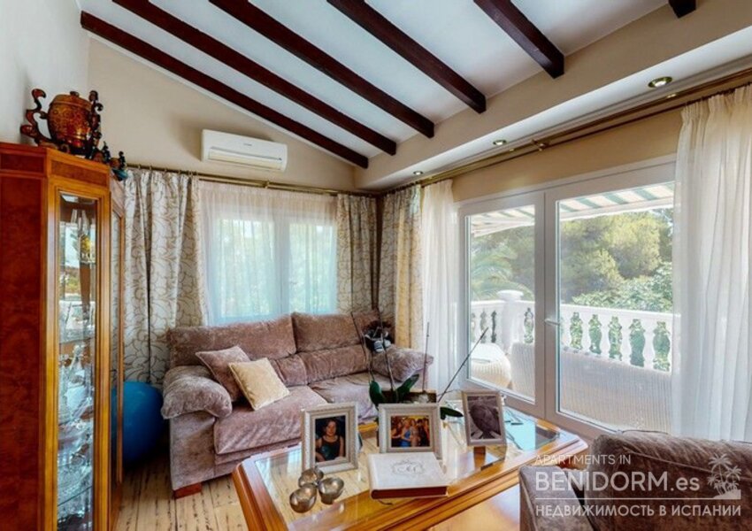 Вилла класса люкс в Moraira, продажа