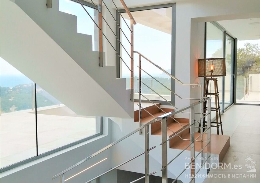 Вилла в Moraira, El Portet, продажа