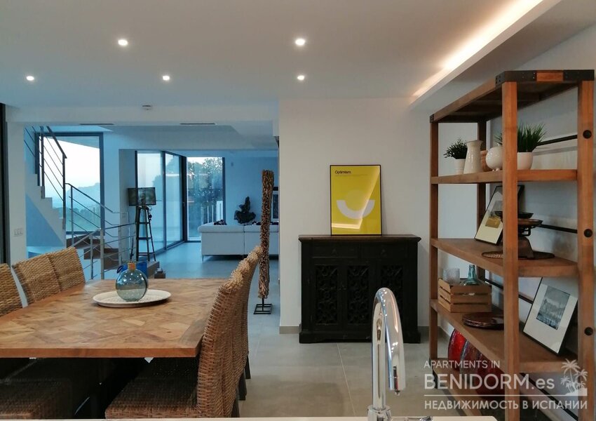 Вилла в Moraira, El Portet, продажа