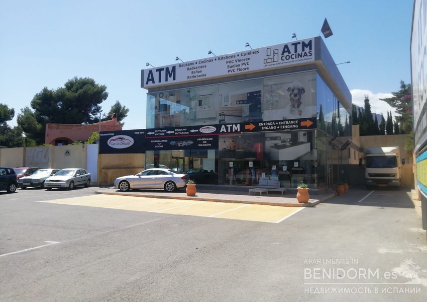 Коммерческое помещение в La Nucía, CV70 Benidorm - La Nucia, продажа