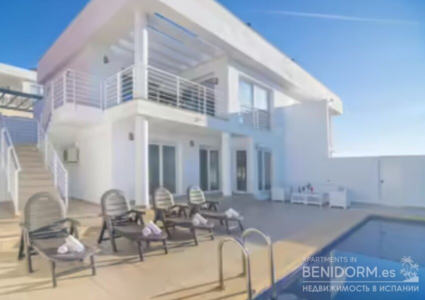 Вилла в Calpe / Calp, продажа