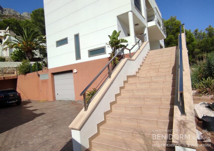 Вилла класса люкс в Altea, продажа