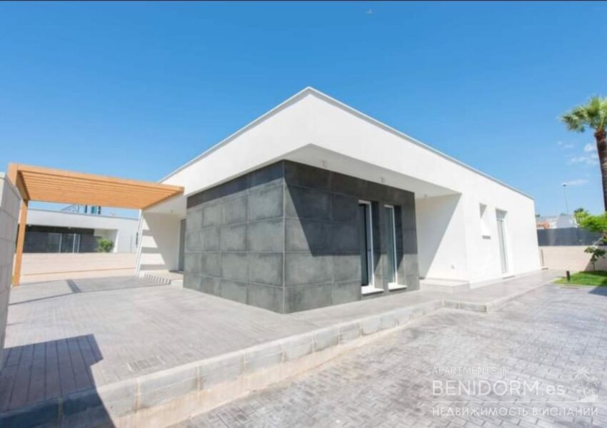 Вилла класса люкс в San Juan de Alicante, продажа
