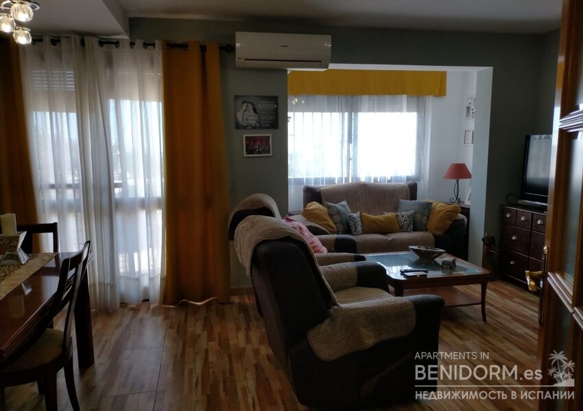 Дом из ряда жилого комплекса в Alfaz del Pi / l'Alfàs del Pi, ESCANDINAVIA, продажа