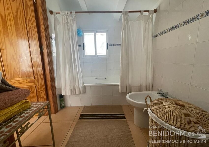 Вилла в La Nucía, rotondas, продажа