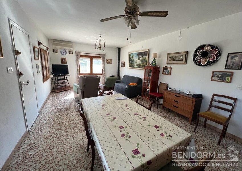 Дом в деревне в Alicante, продажа