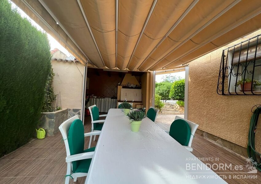 Вилла в La Nucía, Barranco Hondo, продажа