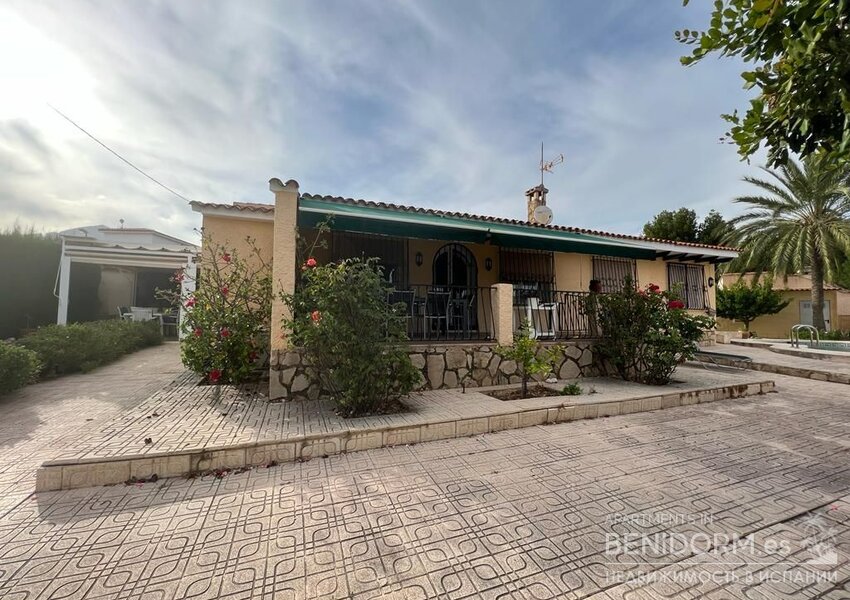 Вилла в La Nucía, Barranco Hondo, продажа