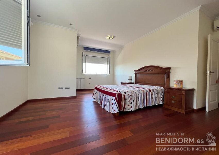 Вилла в La Nucía, Varadero, продажа