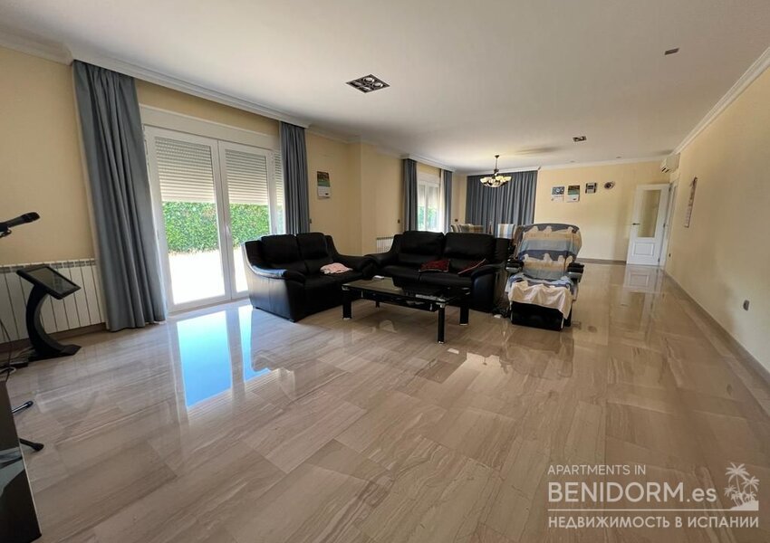 Вилла в La Nucía, Varadero, продажа