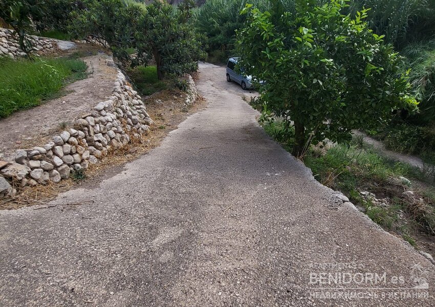 Дом в деревне в Polop de la Marina, продажа