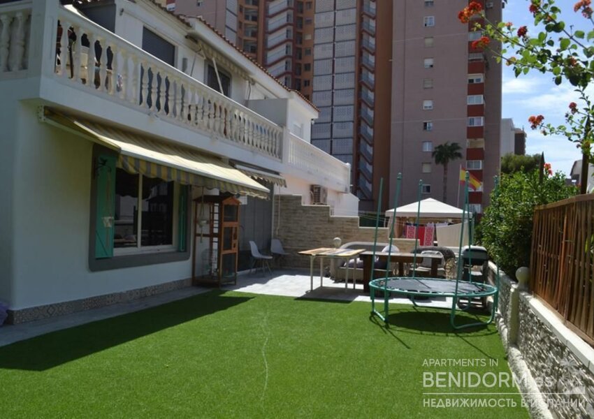 Дом из ряда жилого комплекса в Benidorm, продажа