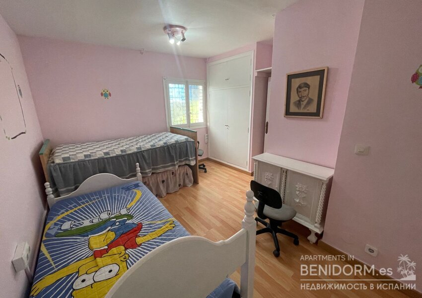 Дом в деревне в Benidorm, продажа