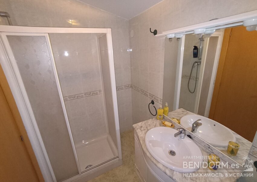 Дом в деревне в Polop de la Marina, продажа