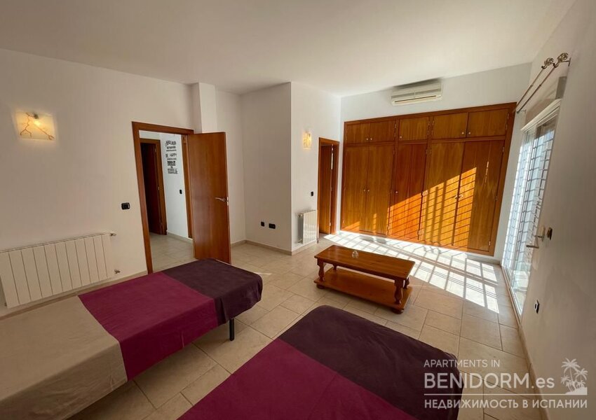 Вилла в El Albir / L'Albir, Urbanizaciones, продажа