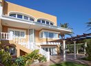 Вилла класса люкс в Alicante, Cabo de Huertas, продажа