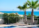 Вилла класса люкс в Torrevieja, La Mata, продажа