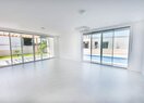 Вилла класса люкс в San Juan de Alicante, продажа